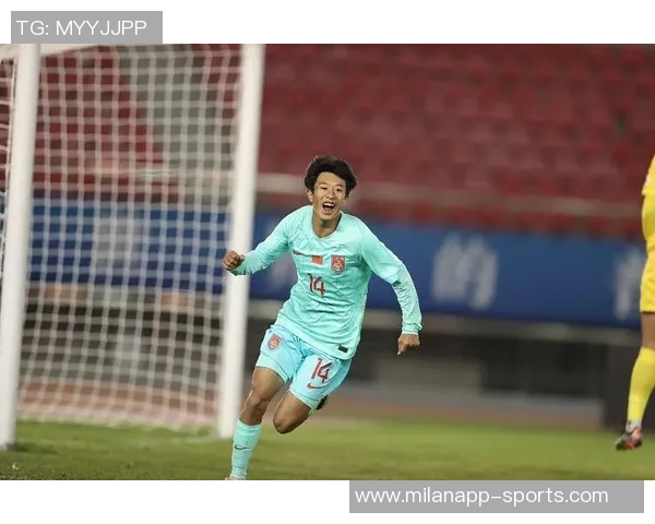 泰山U17队15名球员赴法参赛助力希望挑战赛展现青春风采 泰山U17队15名球员赴法参赛助力希望挑战赛展现青春风采